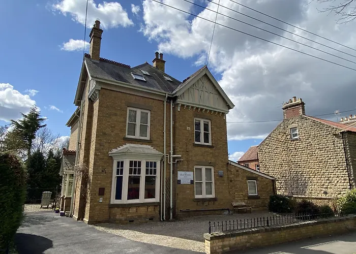 The Old Manse Pickering Bed & Breakfast